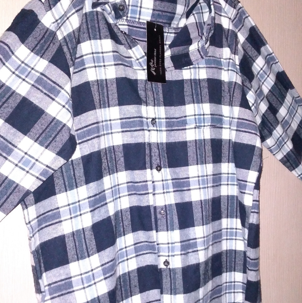 Plaid Flanel Navy and White Shirt